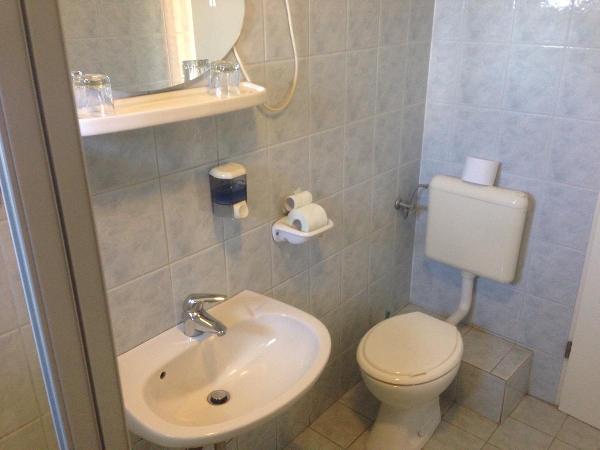 Motel Hummel Per Kamer foto